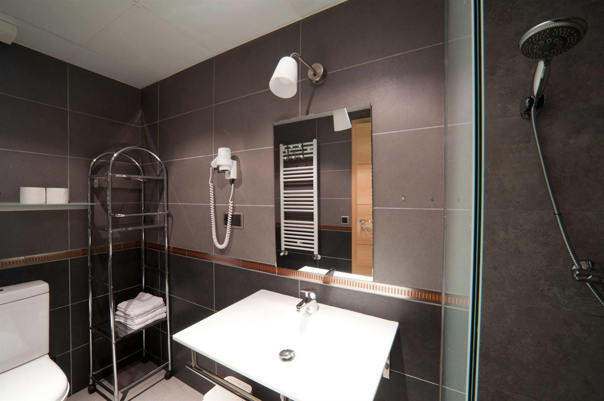 Aparthotel Les Olimpiades 3*